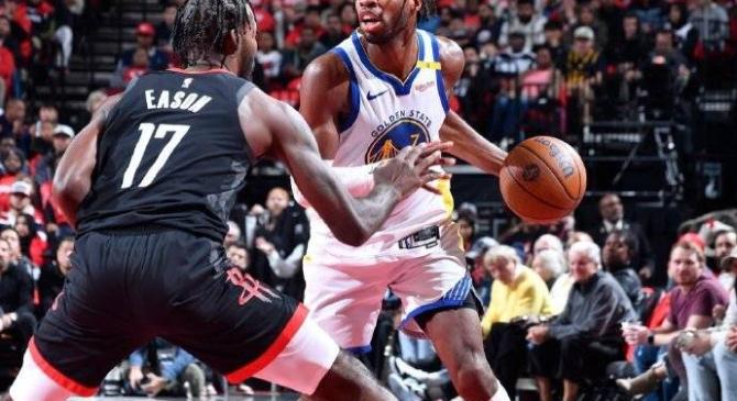 NBA比赛连战连捷，球队士气高涨无人可敌！